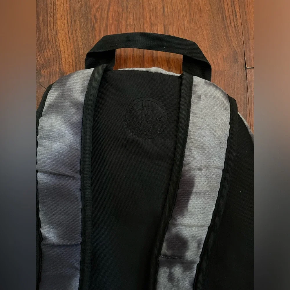 Neff Backpack - Picture 7 of 9